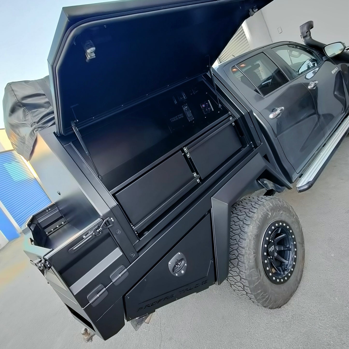 Probuilt Toyota Hilux N80 XTR Tray & Canopy - The Gordy Duff Build